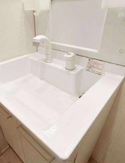 洗面設備　同仕様参考写真