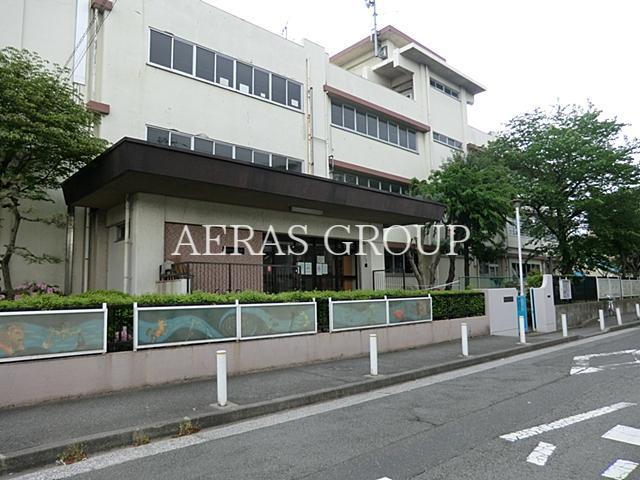 中学校　川崎市立臨港中学校（中学校）まで217m