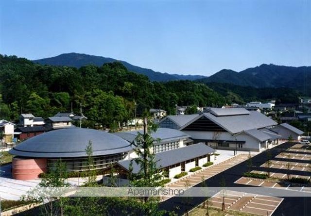 その他　桜井市立図書館（その他）まで721m