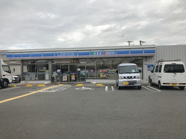 コンビニ　ローソン和泉箕形町店（コンビニ）まで413m