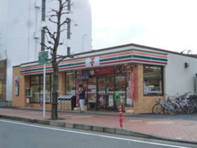 コンビニ　セブンイレブン厚木旭町西店（コンビニ）まで70m