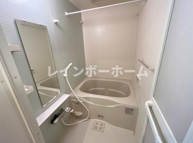 バス・シャワールーム　日々の疲れを癒すお風呂付です