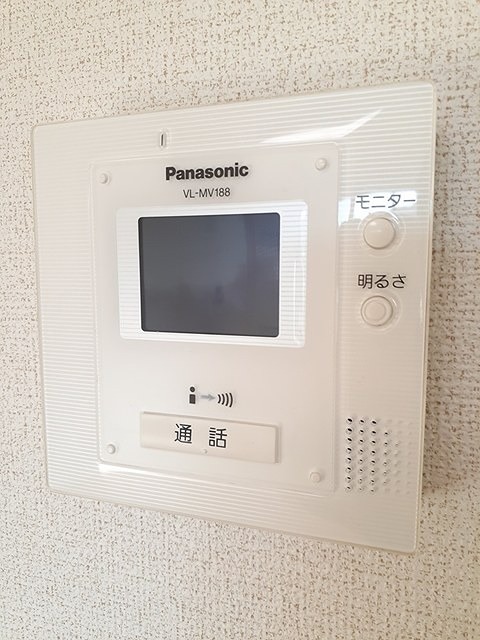 セキュリティ　来訪者の姿を確認できます。