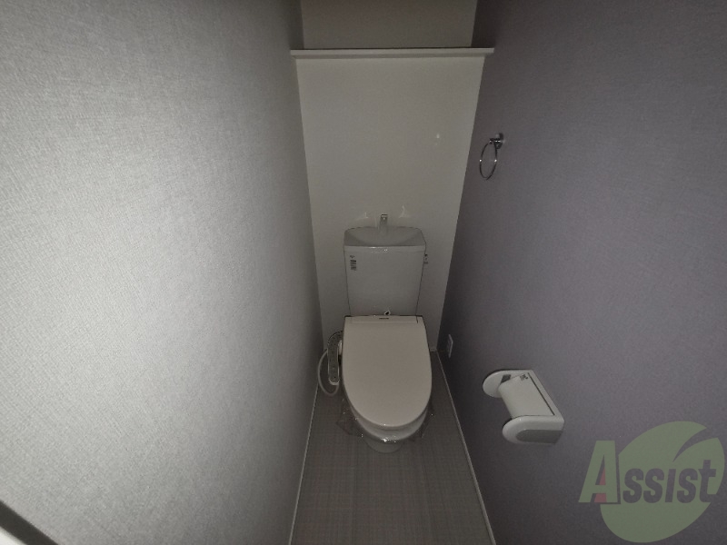 トイレ　トイレは綺麗でウォッシュレットも付いて快適にお使い頂けます。