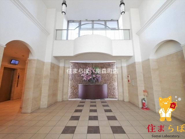 エントランス　共用部の印象も大切に