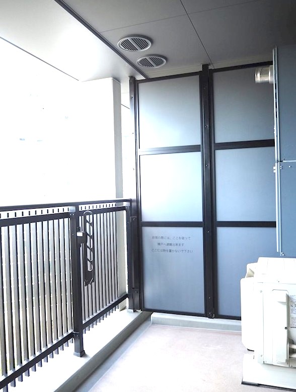 バルコニー