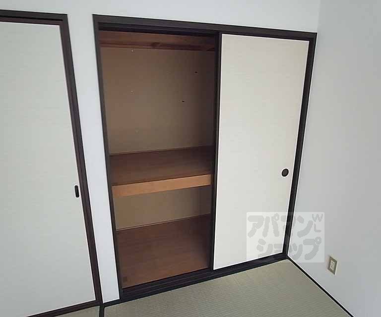 収納　和室の押入れ