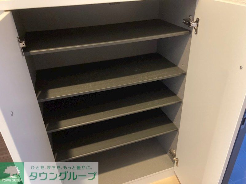収納　シューズボックス