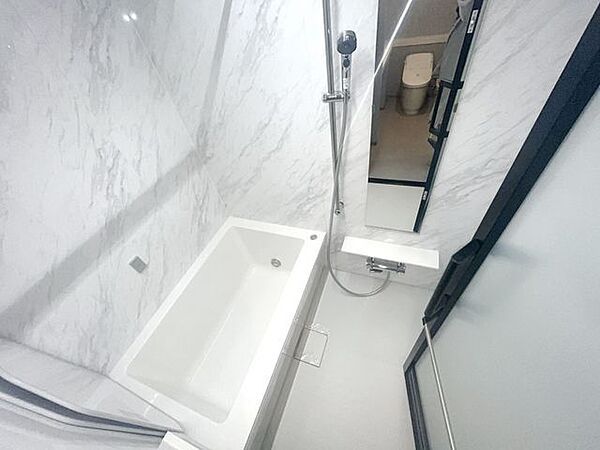 バス・シャワールーム　写真は同タイプ住居です