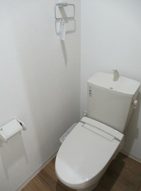 トイレ　落ち着いたトイレです