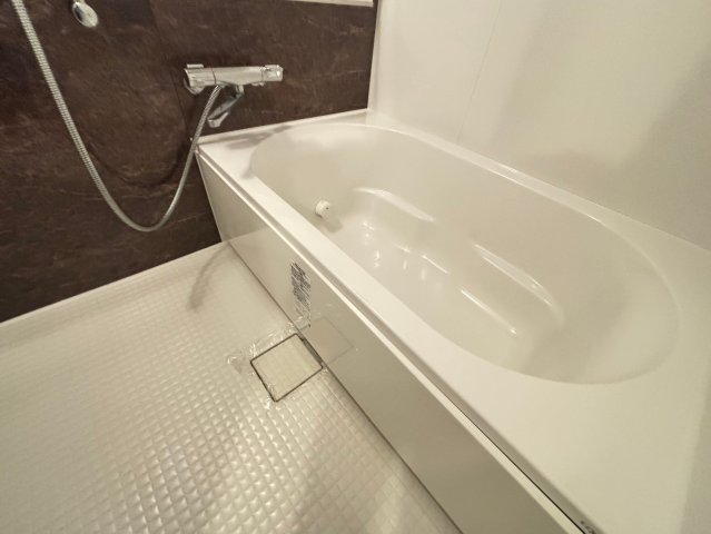 バス・シャワールーム　詳細は、RISUMO江坂本店→06-6155-7137まで♪