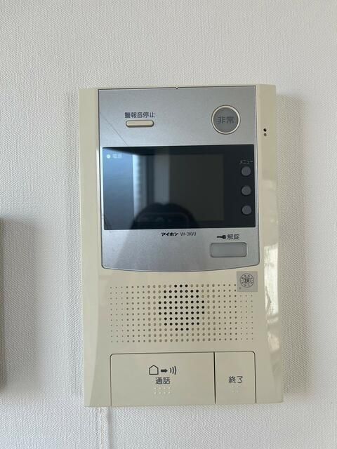 セキュリティ　内装は落ち着いています