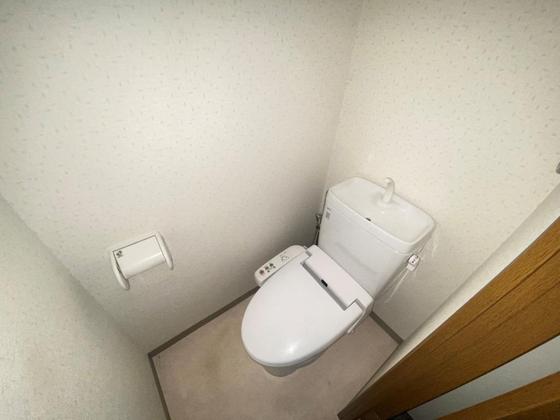 トイレ　※別部屋の写真です