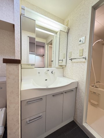 洗面設備　別のお部屋のお写真です。