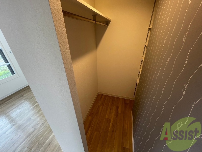 収納　収納もバッチリあるのでお部屋が片付きますよ！