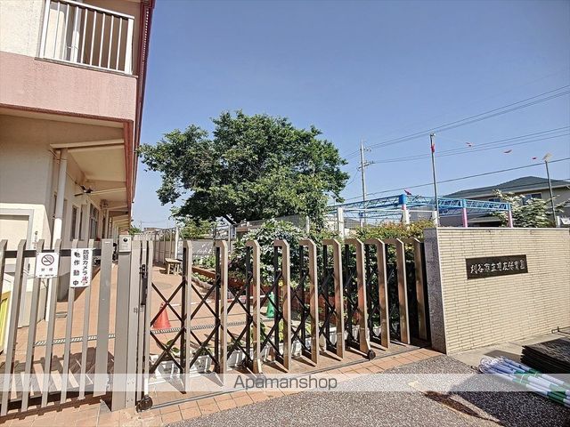 幼稚園・保育園　慈友保育園（幼稚園・保育園）まで932m