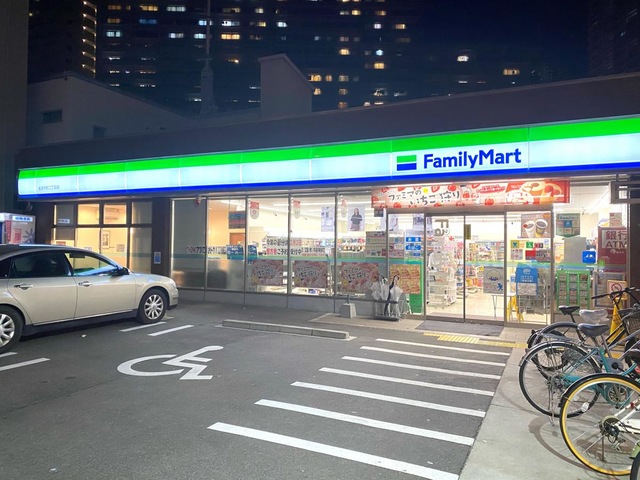 コンビニ　ファミリーマート 善源寺町二丁目店（コンビニ）まで250m