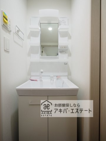 洗面設備　同一仕様写真