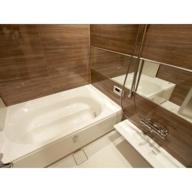 バス・シャワールーム　※写真は同タイプ住戸です。