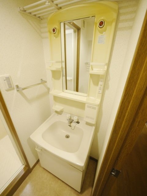 洗面設備　★忙しい時間に便利な独立洗面台です★
