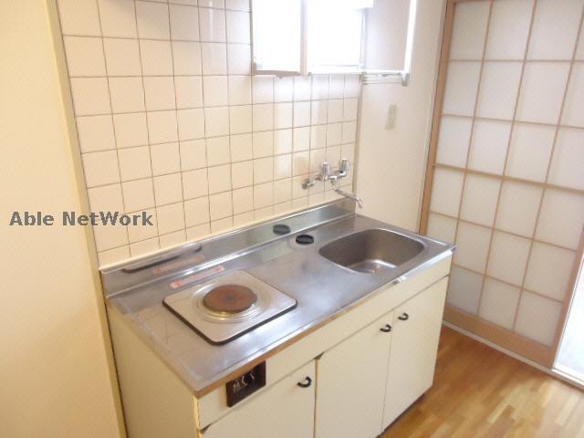 キッチン　※同物件別部屋の写真です。