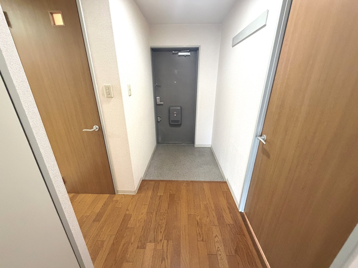 パストラル長原の玄関写真