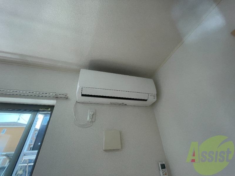 その他設備　エアコンはこちらです。すぐお使い頂けますね