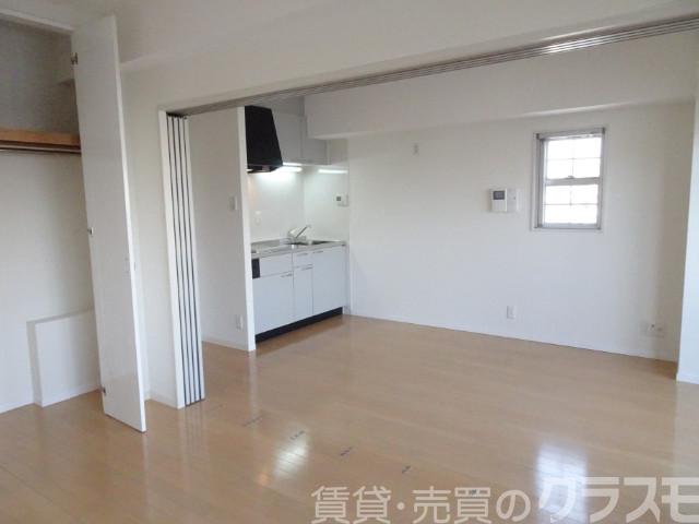 居室・リビング　明るいお部屋です♪