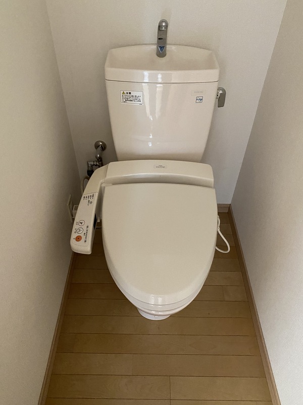 ＪＲ山手線 品川駅 徒歩7分 30階建 築22年のトイレ写真