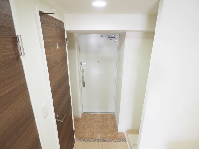 Luxe芦屋南の玄関写真