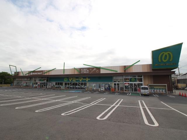 スーパー　マミーマートあけぼの店（スーパー）まで588m