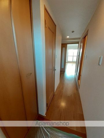 ハーベスト下中野の玄関写真