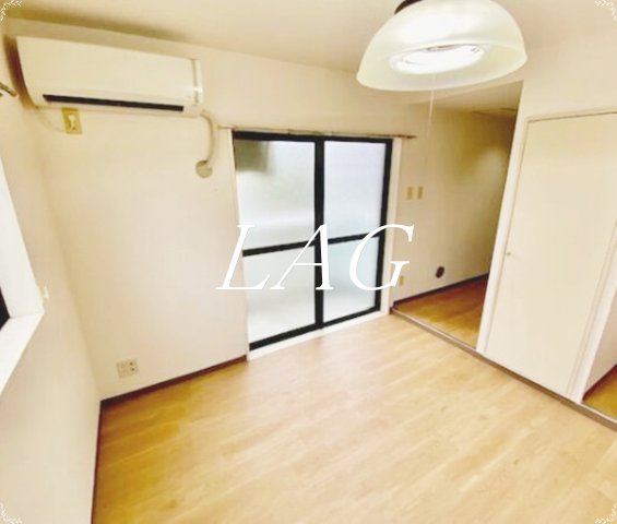 居室・リビング　洋室のお部屋です。