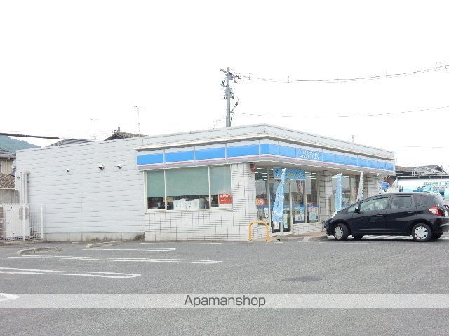 コンビニ　ローソン岡山辛川西店（コンビニ）まで452m