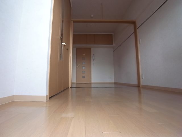 居室・リビング　洋室１