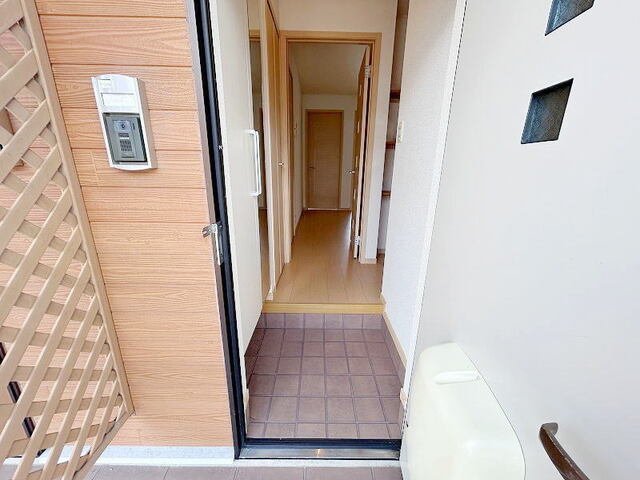 玄関　収納もある玄関です