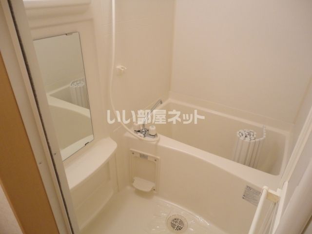 ＪＲ宇都宮線 雀宮駅 徒歩45分 2階建 築21年の風呂写真
