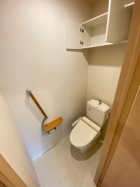 シャーメゾンスノーラベンダーのトイレ写真