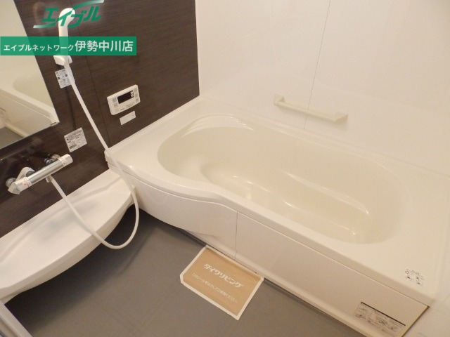 バス・シャワールーム　同型タイプ参考写真