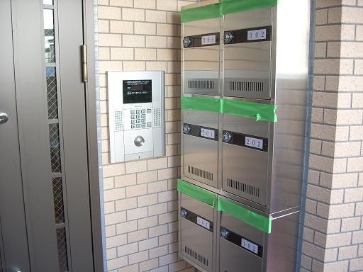 ＪＲ常磐線 北千住駅 徒歩17分 3階建 築18年の外観写真