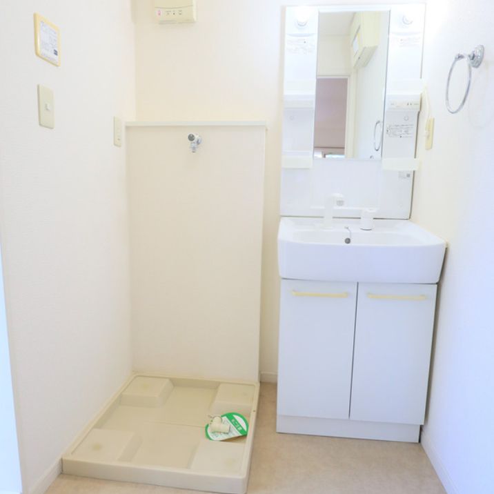 洗面設備　別号室参考写真です。