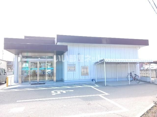 銀行　八十二長野銀行 安茂里支店（銀行）まで465m