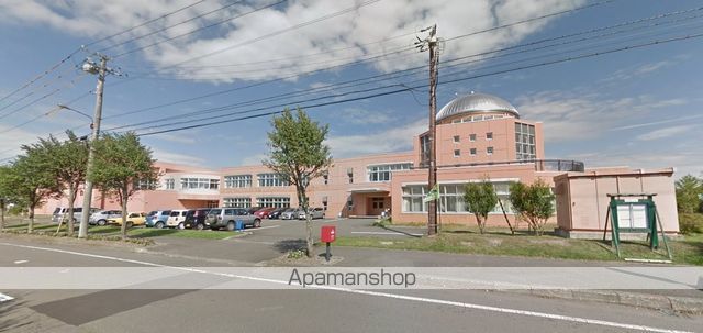 その他　千歳市役所児童館いずみさわ児童館（その他）まで689m