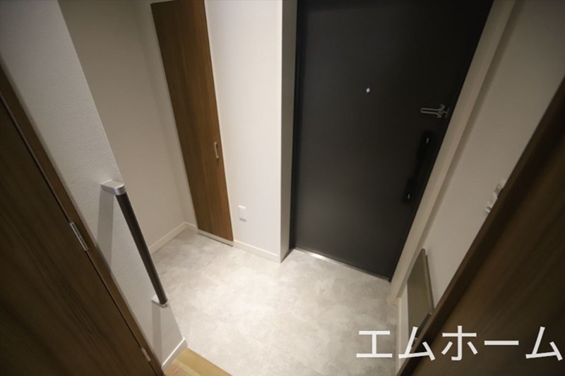玄関　玄関　シューズボックス付