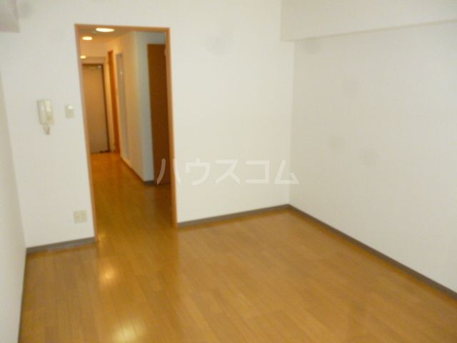 本町アンディの居間写真