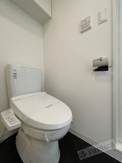 地下鉄中央線 高井田駅 徒歩4分 10階建 築12年のトイレ写真