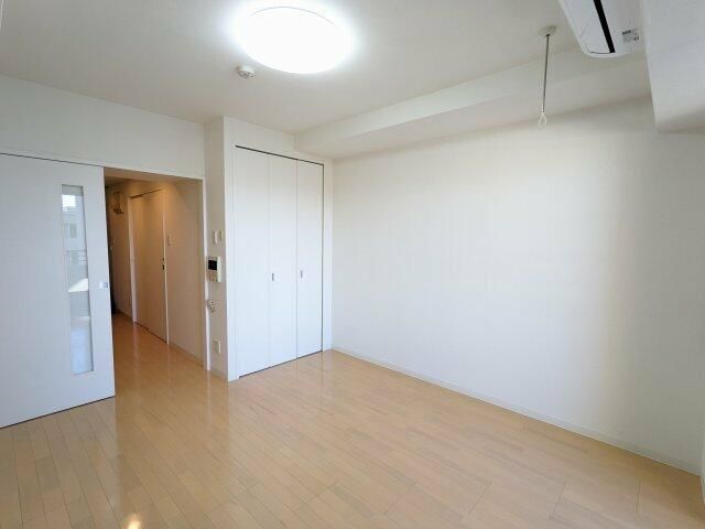 都営三田線 板橋区役所前駅 徒歩7分 14階建 築19年の居間写真