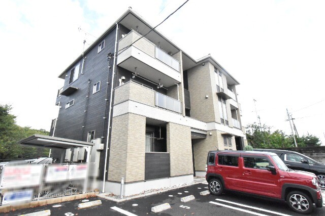 コモディ モンテIIの外観写真