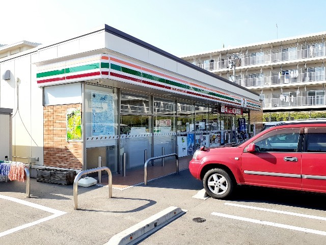その他　セブンイレブン長野花咲町店まで850m