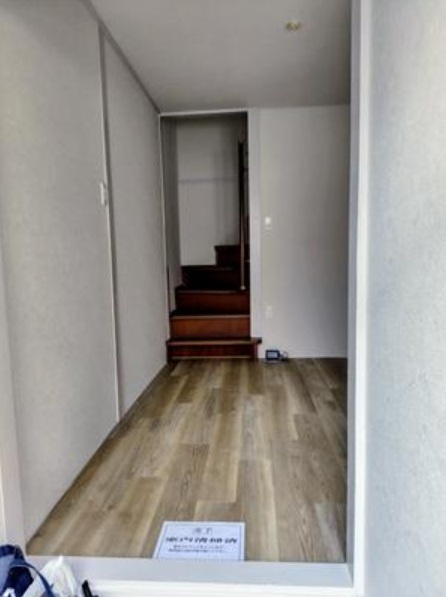 布市町1丁目貸家の居間写真